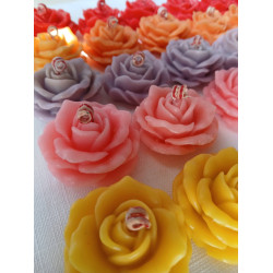 Velas en Forma de Rosa para Ambientes Sagrados Velas en Forma de Rosa para Ambientes Sagrados